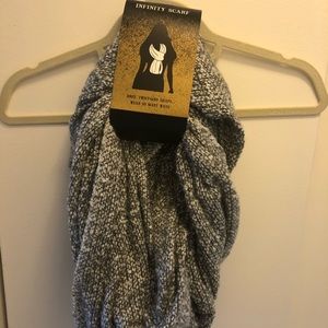 NWT gray soft infinity scarf